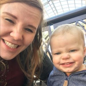 Meet your Posher, Abigail